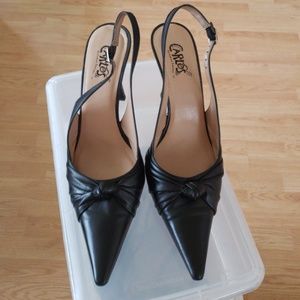 Pointy Toe Slingback Heels